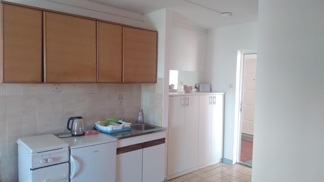 Apartmani "Lorenzo" Novalja Extérieur photo