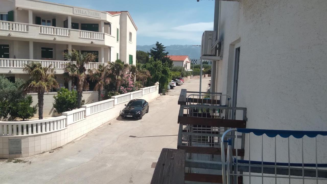 Apartmani "Lorenzo" Novalja Extérieur photo