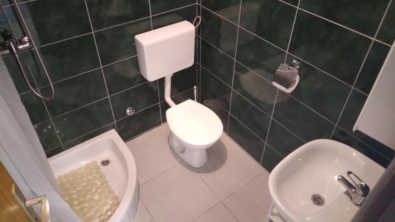Apartmani "Lorenzo" Novalja Extérieur photo